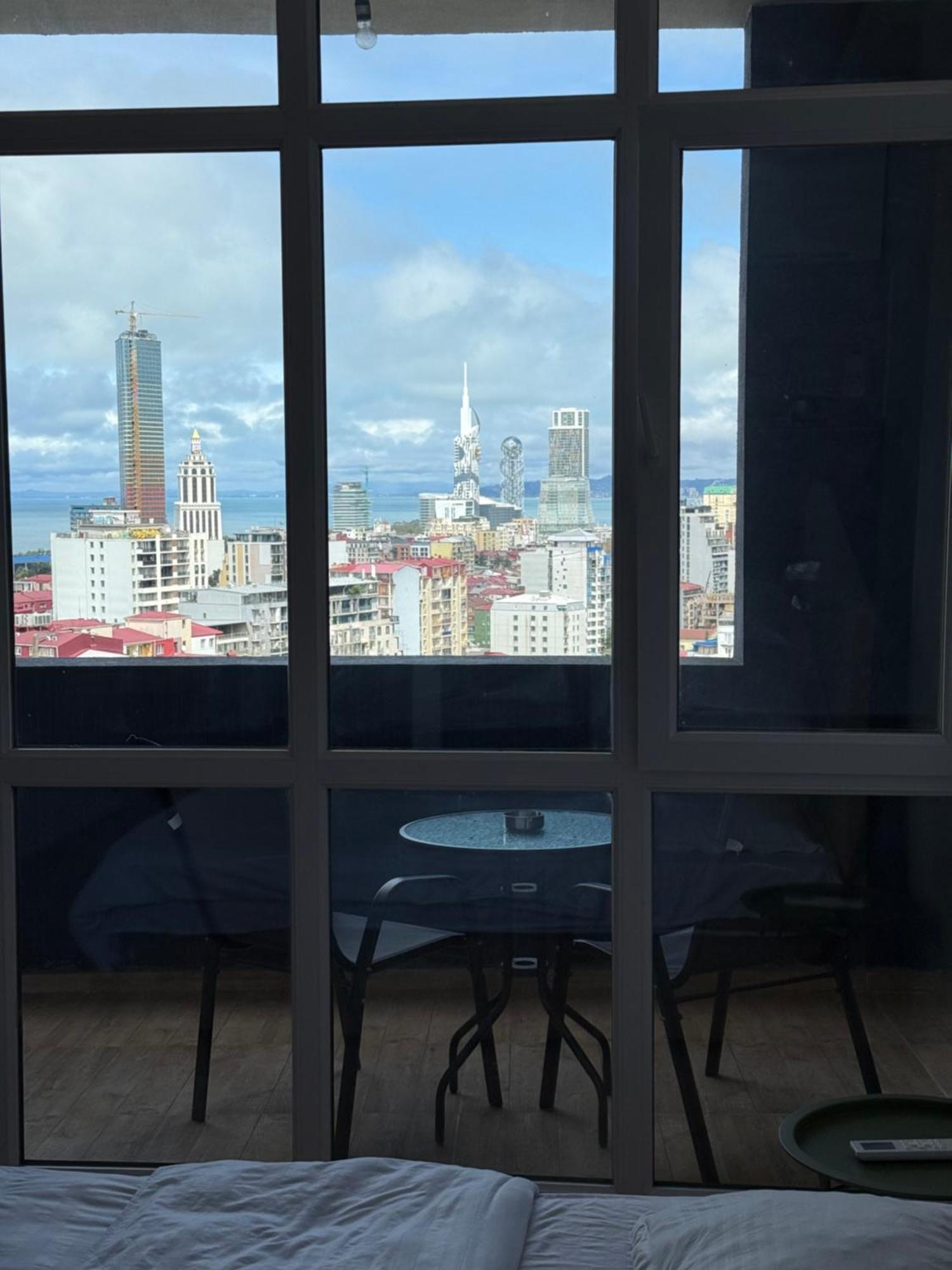דירות Batumi Flat With Epic Views מראה חיצוני תמונה